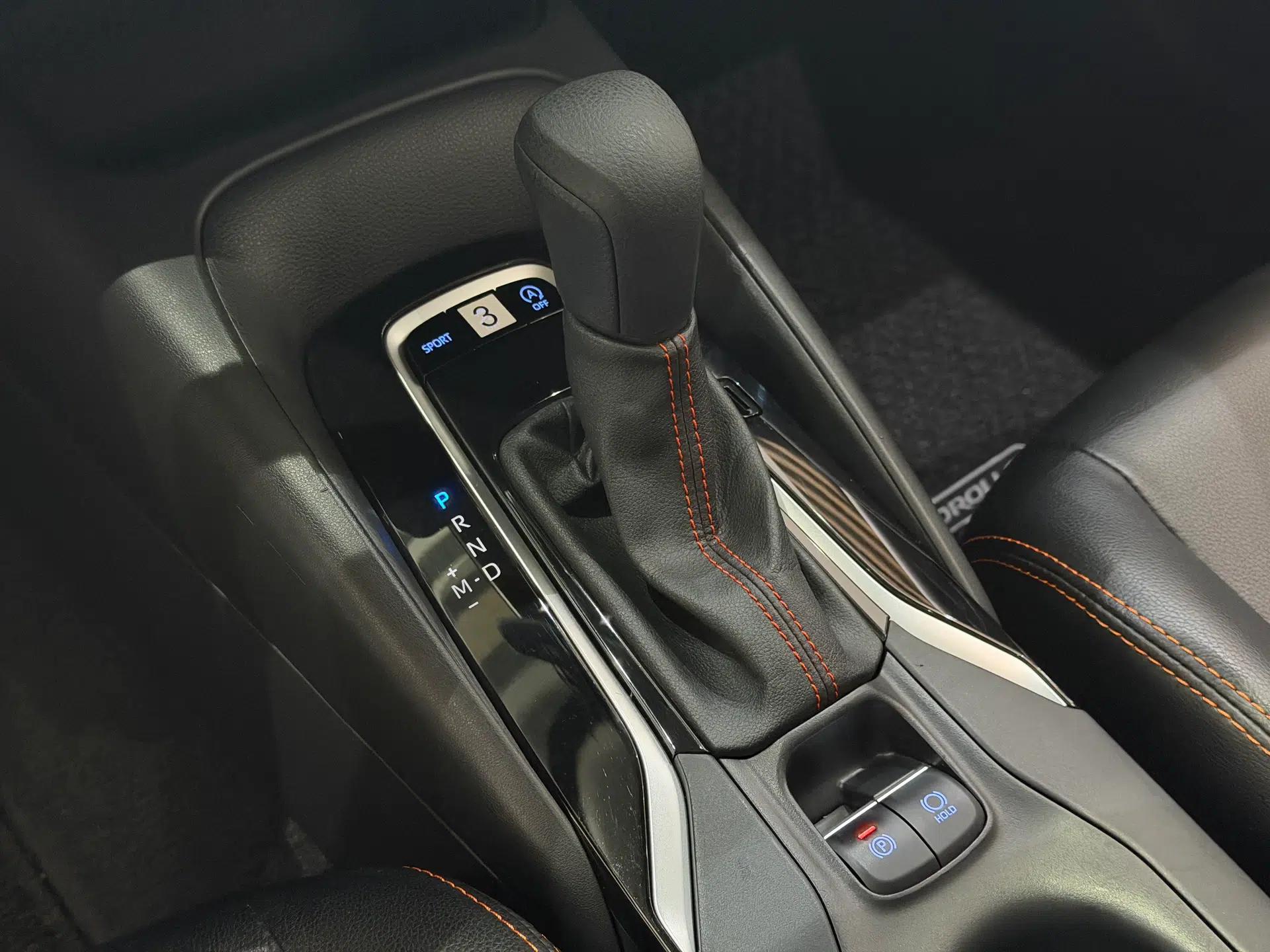 Toyota Corolla 2021 1.2T S-CVT Elite PLUS Edition — миниатюра 18
