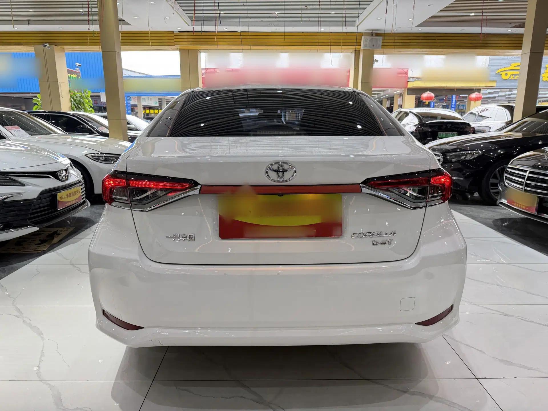 Toyota Corolla 2021 1.2T S-CVT Elite PLUS Edition — миниатюра 6