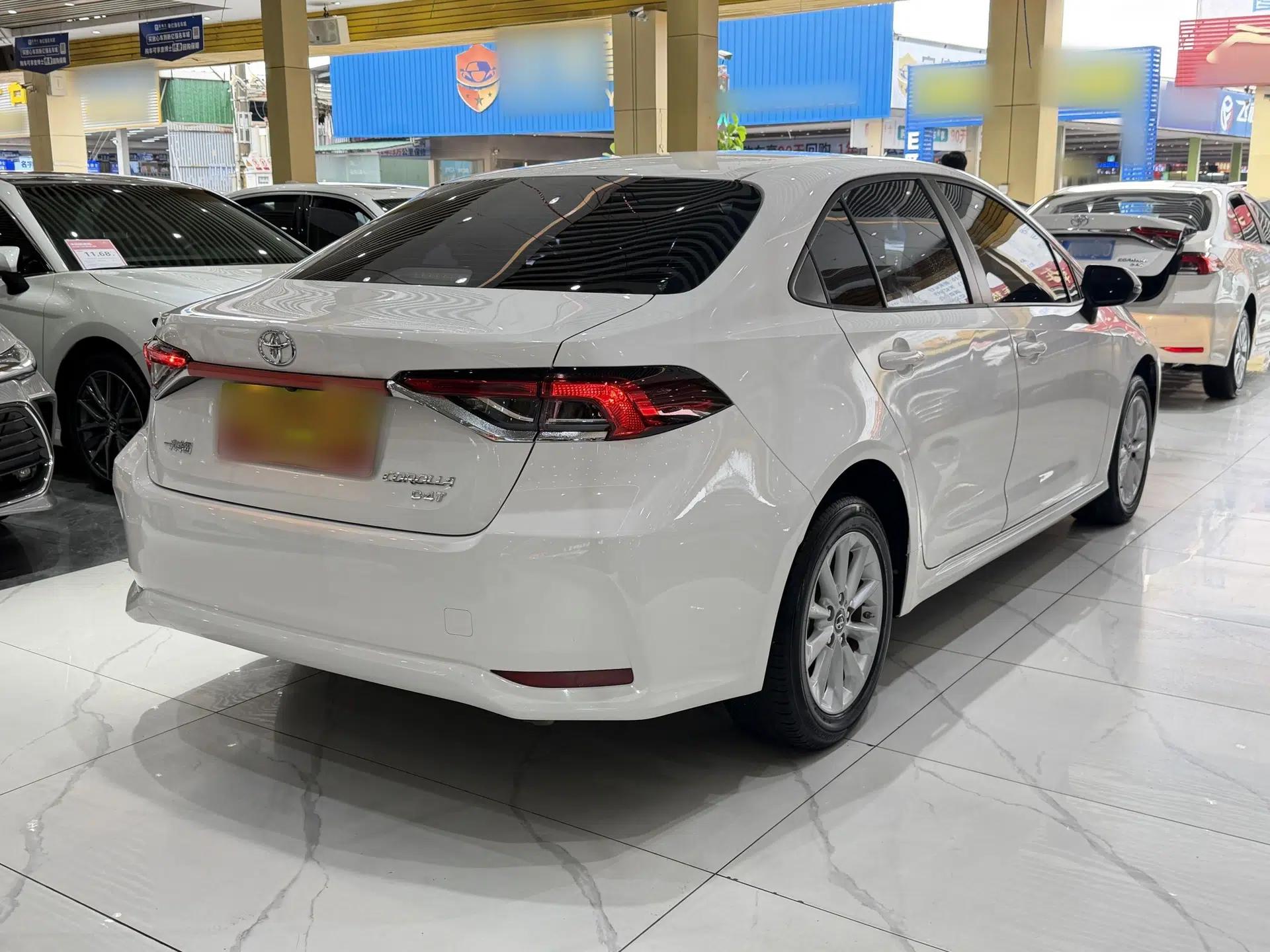 Toyota Corolla 2021 1.2T S-CVT Elite PLUS Edition — миниатюра 7