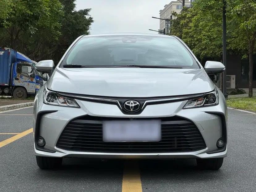 Toyota Corolla 2022 1.2T S-CVT Pioneer PLUS Edition — миниатюра 16
