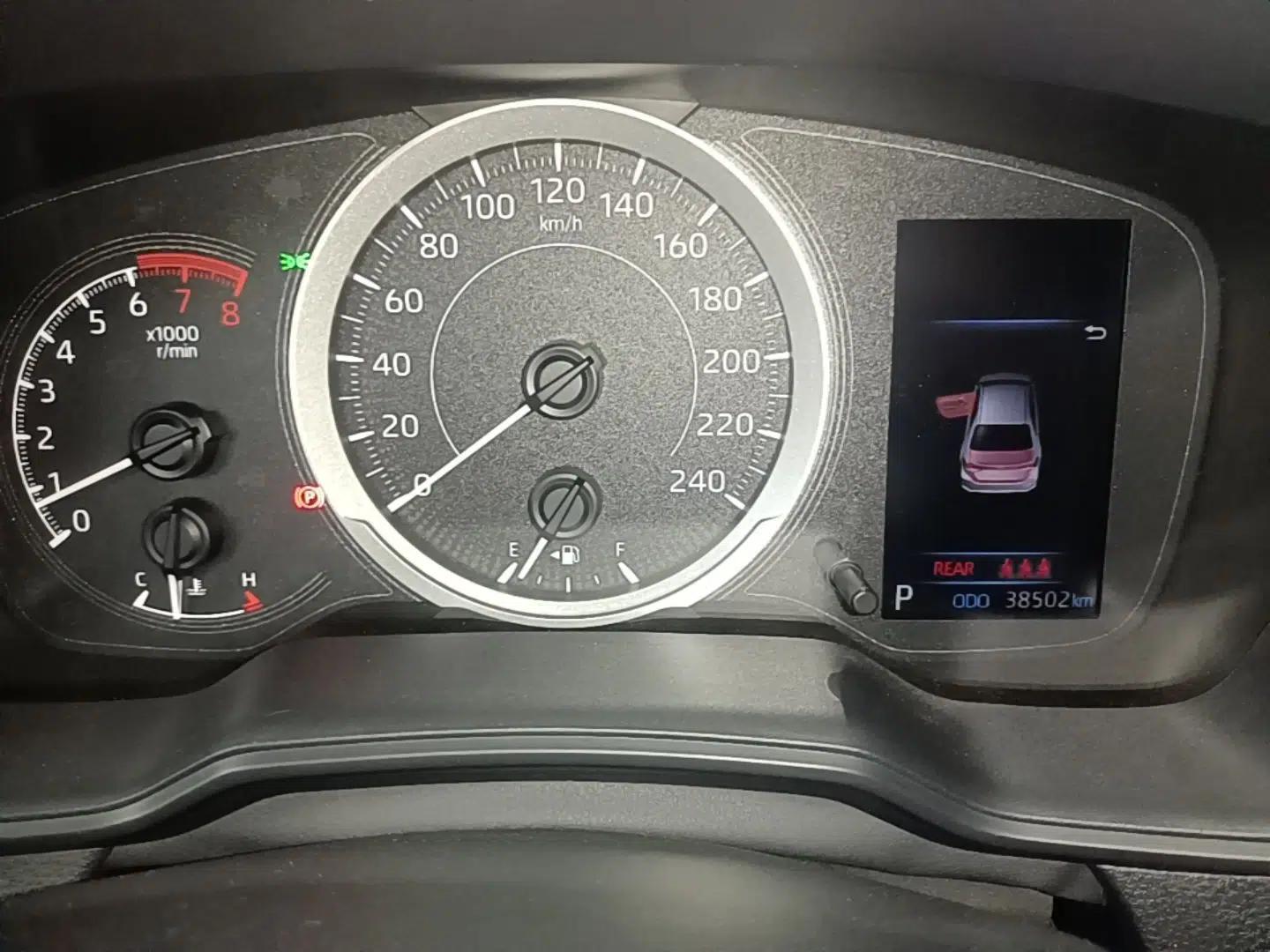 Toyota Corolla 2022 1.2T S-CVT Pioneer PLUS Edition — миниатюра 21