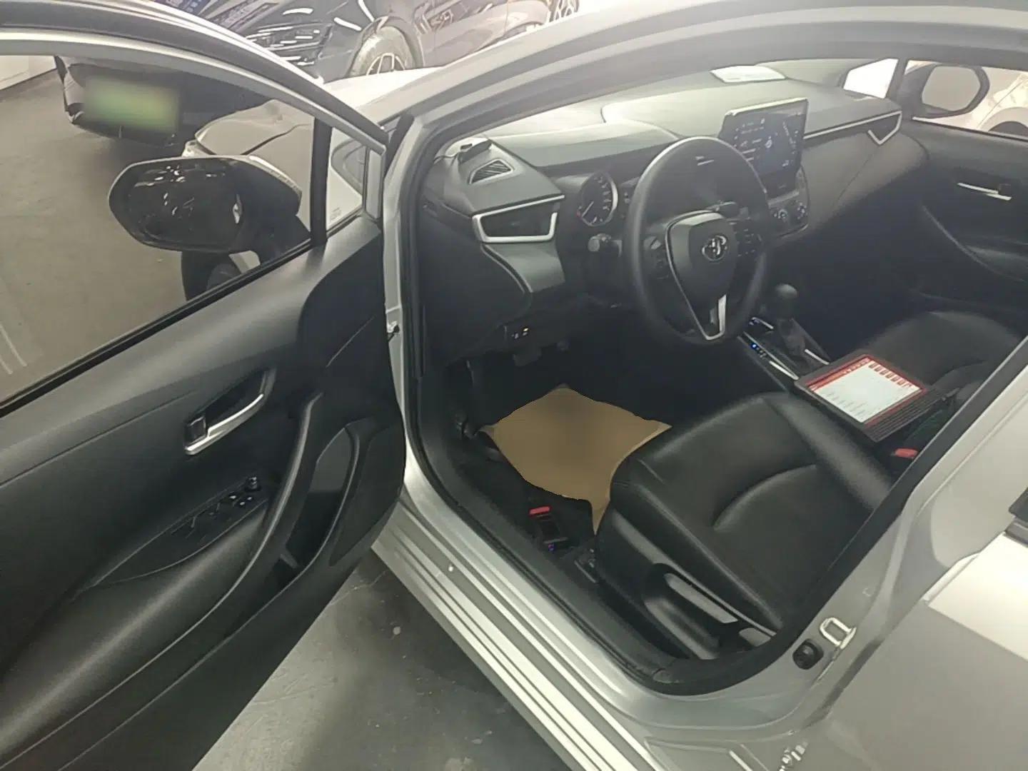 Toyota Corolla 2022 1.2T S-CVT Pioneer PLUS Edition — миниатюра 25