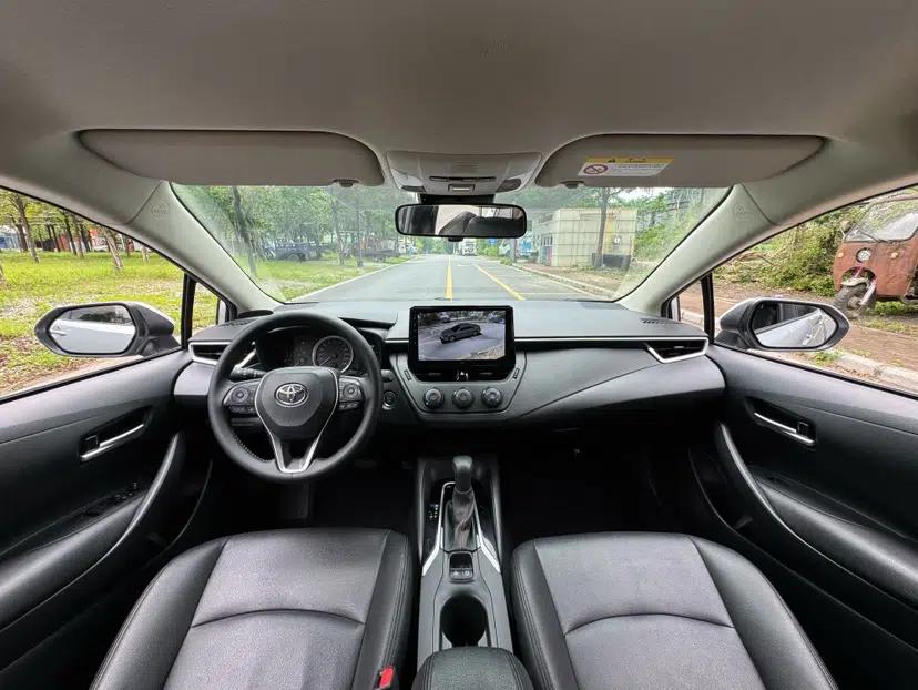 Toyota Corolla 2022 1.2T S-CVT Pioneer PLUS Edition — миниатюра 31