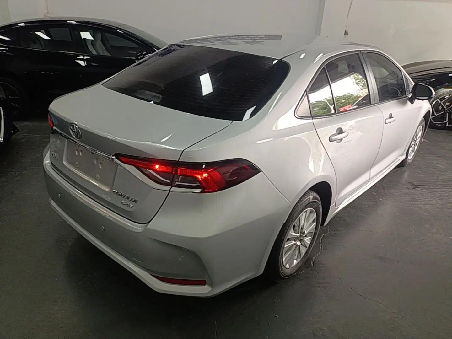 Toyota Corolla 2022 1.2T S-CVT Pioneer PLUS Edition — миниатюра 6