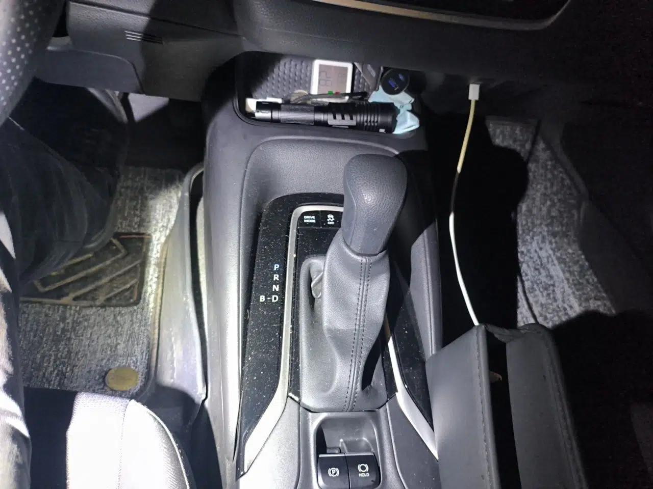 Toyota Corolla 2024 1.8L Smart Electric Hybrid Dual-Engine Pioneer Edition — миниатюра 14