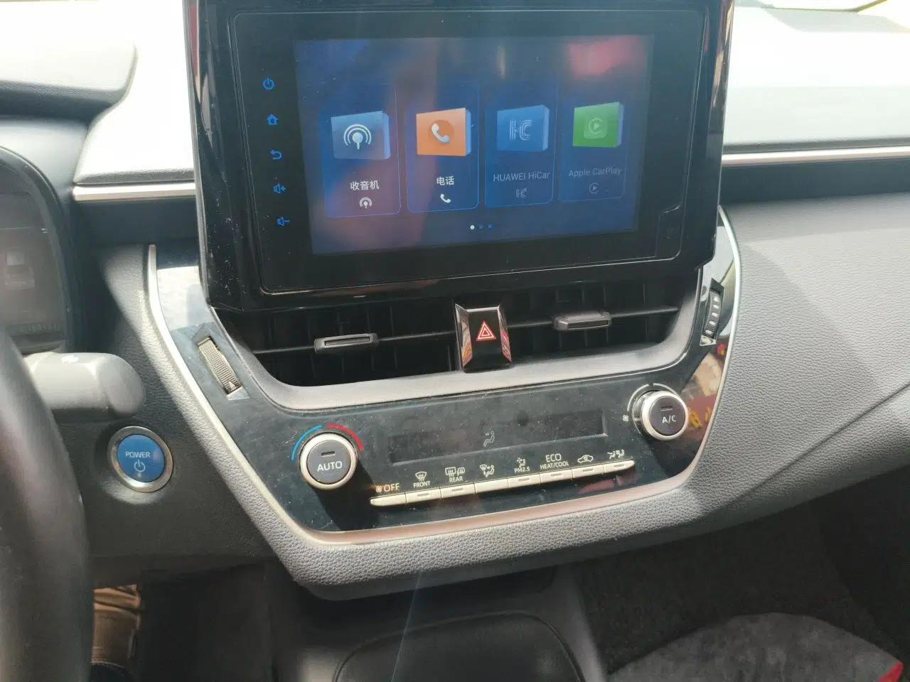 Toyota Corolla 2022 Dual-Motor 1.8L E-CVT Pioneer Edition — миниатюра 13