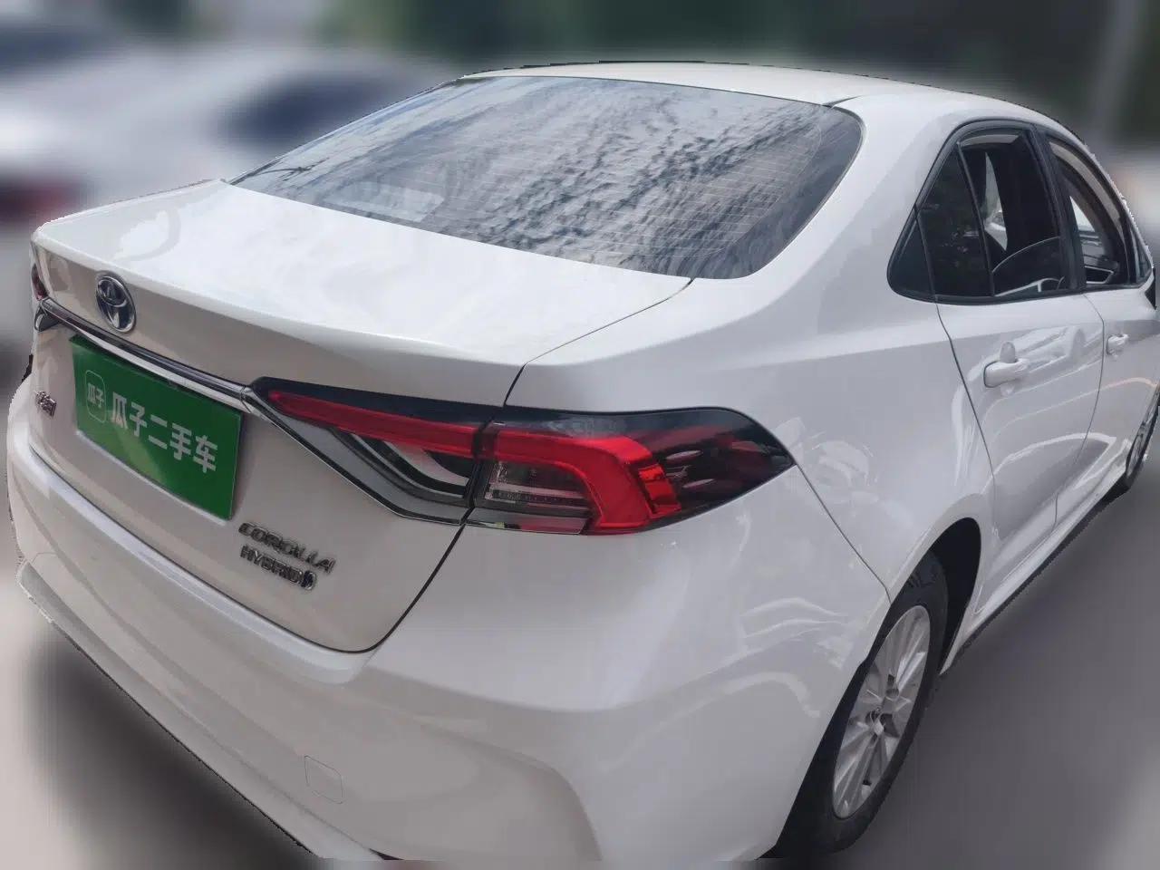 Toyota Corolla 2022 Dual-Motor 1.8L E-CVT Pioneer Edition — миниатюра 5