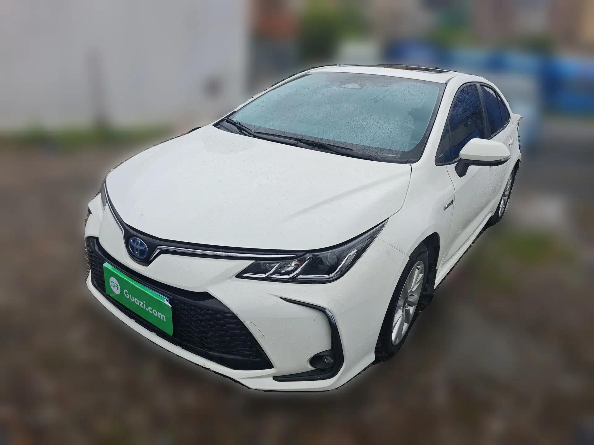 Toyota Corolla 2023 1.8L Smart Electric Hybrid Dual-Motor Elite Edition — миниатюра 1