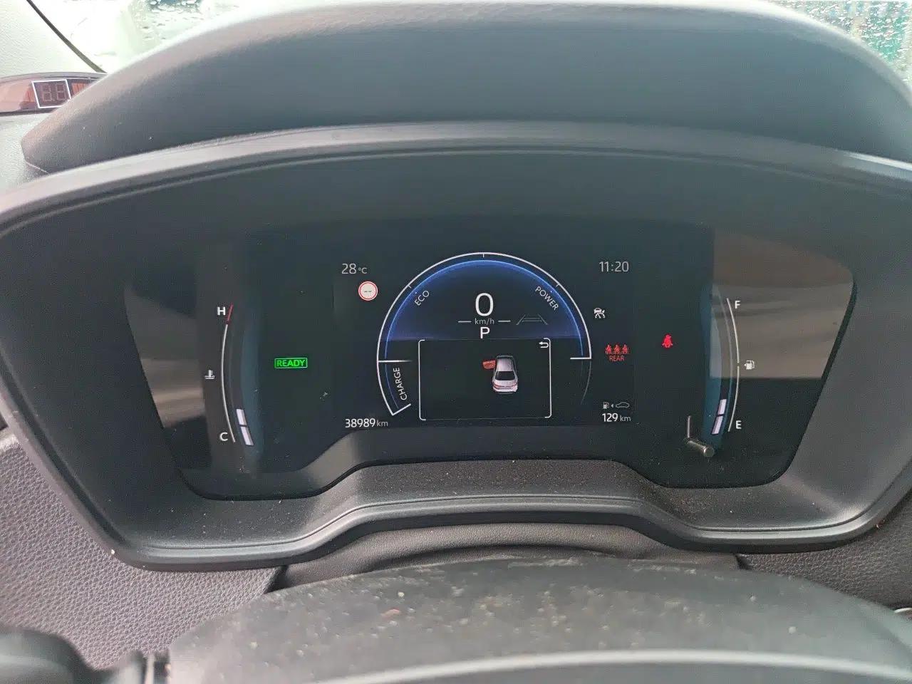 Toyota Corolla 2023 1.8L Smart Electric Hybrid Dual-Motor Elite Edition — миниатюра 11