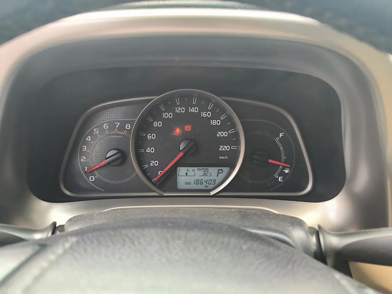 Toyota RAV4 2013 2.0L CVT Two-Wheel Drive Urban Edition — миниатюра 11