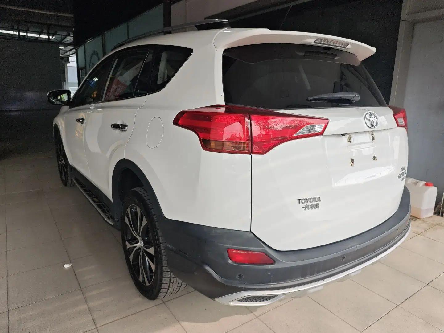 Toyota RAV4 2013 2.5L Automatic 4x4 Luxury Edition — миниатюра 4