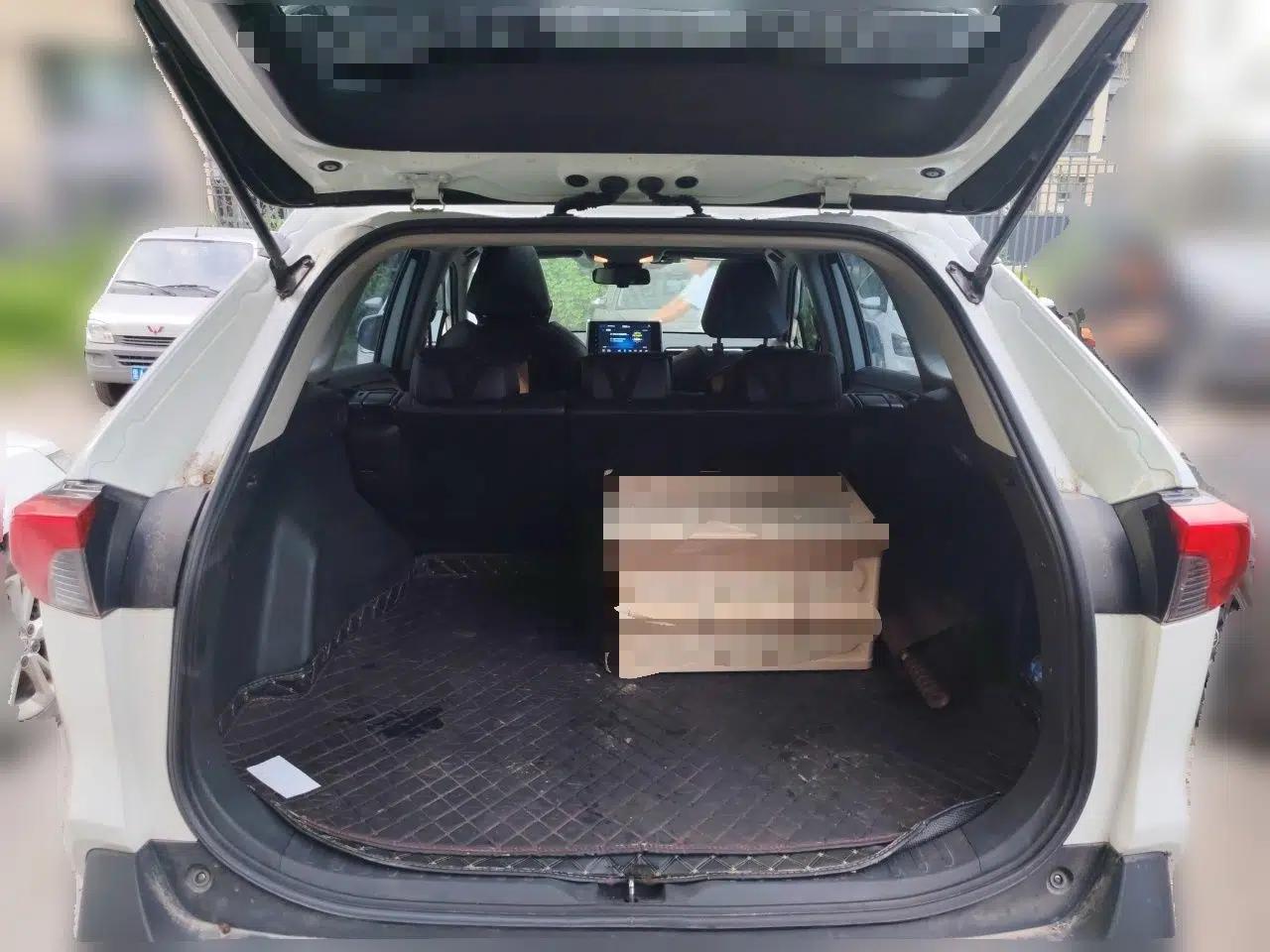 Toyota RAV4 2021 2.0L CVT Two-Wheel Drive Fashion PLUS Edition — миниатюра 19