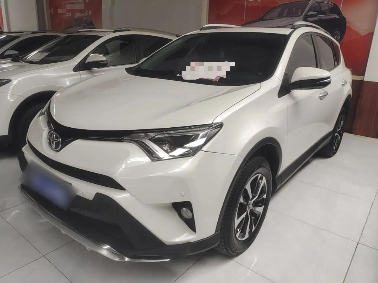 Toyota RAV4 2016 2.0L CVT Two-Wheel Drive Comfort Edition China V Standard — миниатюра 1