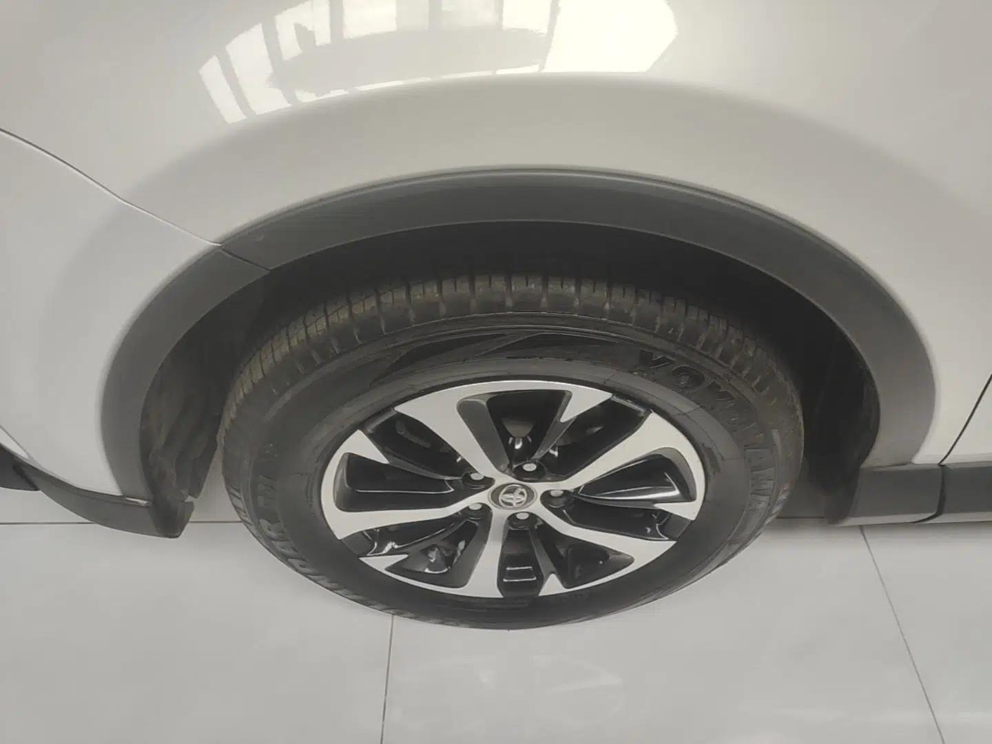 Toyota RAV4 2016 2.0L CVT Two-Wheel Drive Comfort Edition China V Standard — миниатюра 10