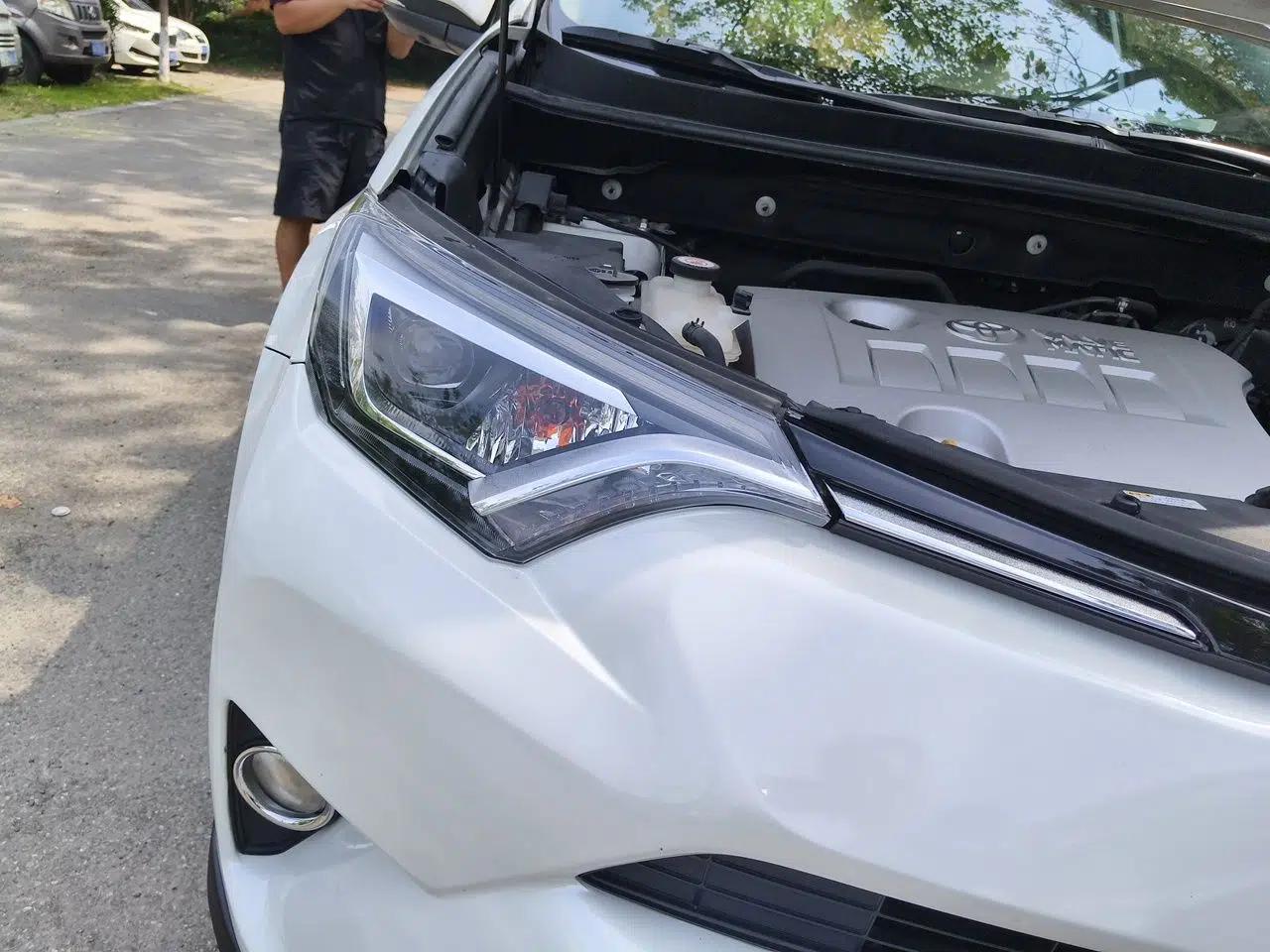 Toyota RAV4 2019 2.0L CVT Two-Wheel Drive ZhiShang Version China VI Standard — миниатюра 7