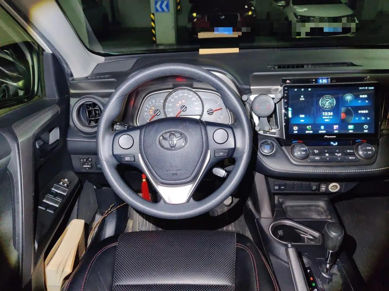 Toyota RAV4 2019 2.0L CVT Two-Wheel Drive Luxury Version China VI Standard — миниатюра 10