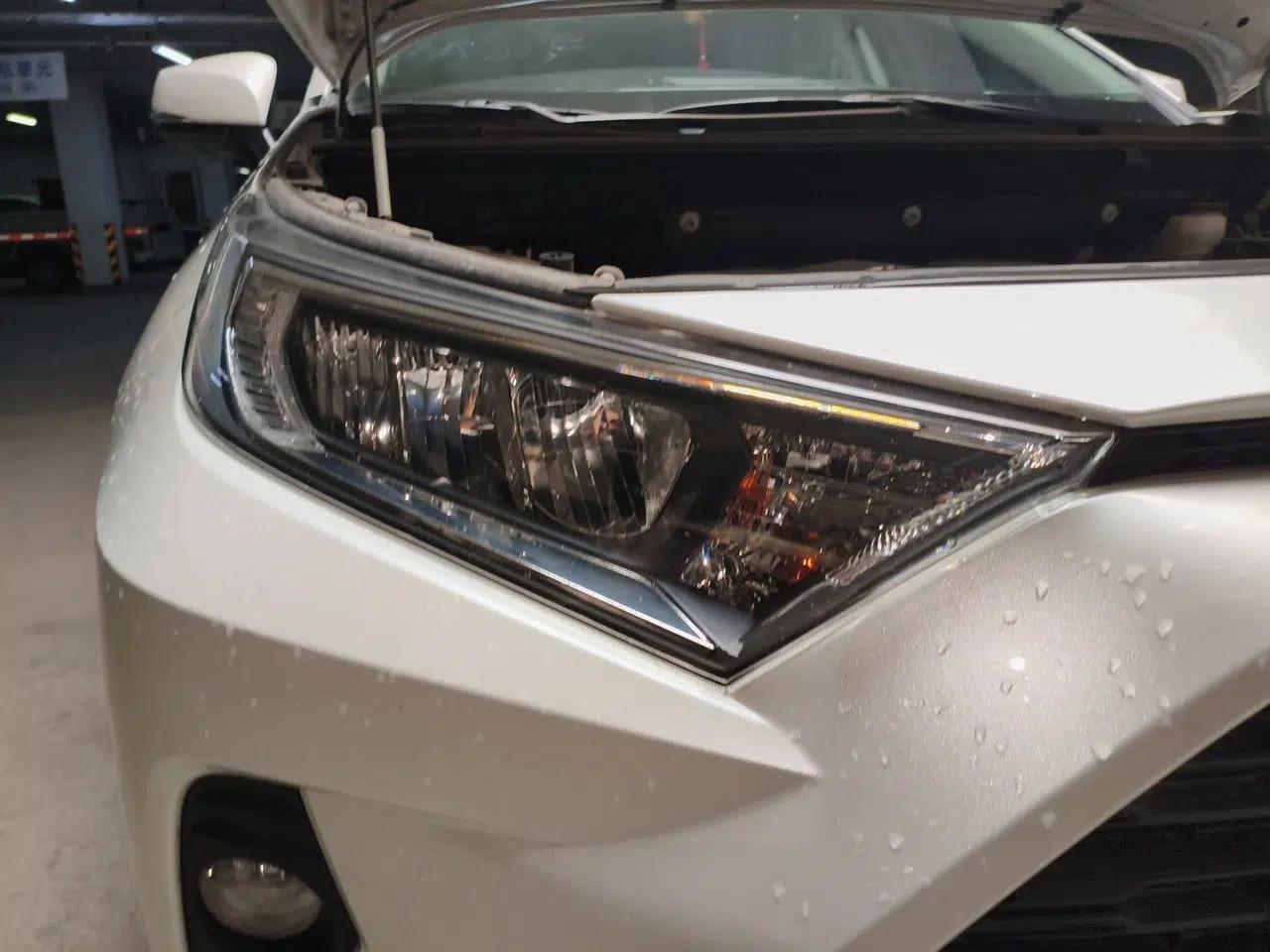 Toyota RAV4 2021 2.0L CVT Two-Wheel Drive Fashion PLUS Edition — миниатюра 7