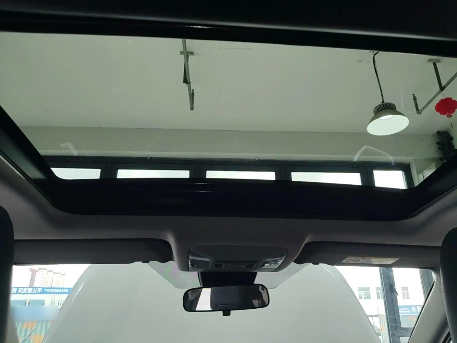 Toyota RAV4 2024 Dual-Motor 2.5L E-CVT Two-Wheel Drive Elite Plus Edition — миниатюра 21