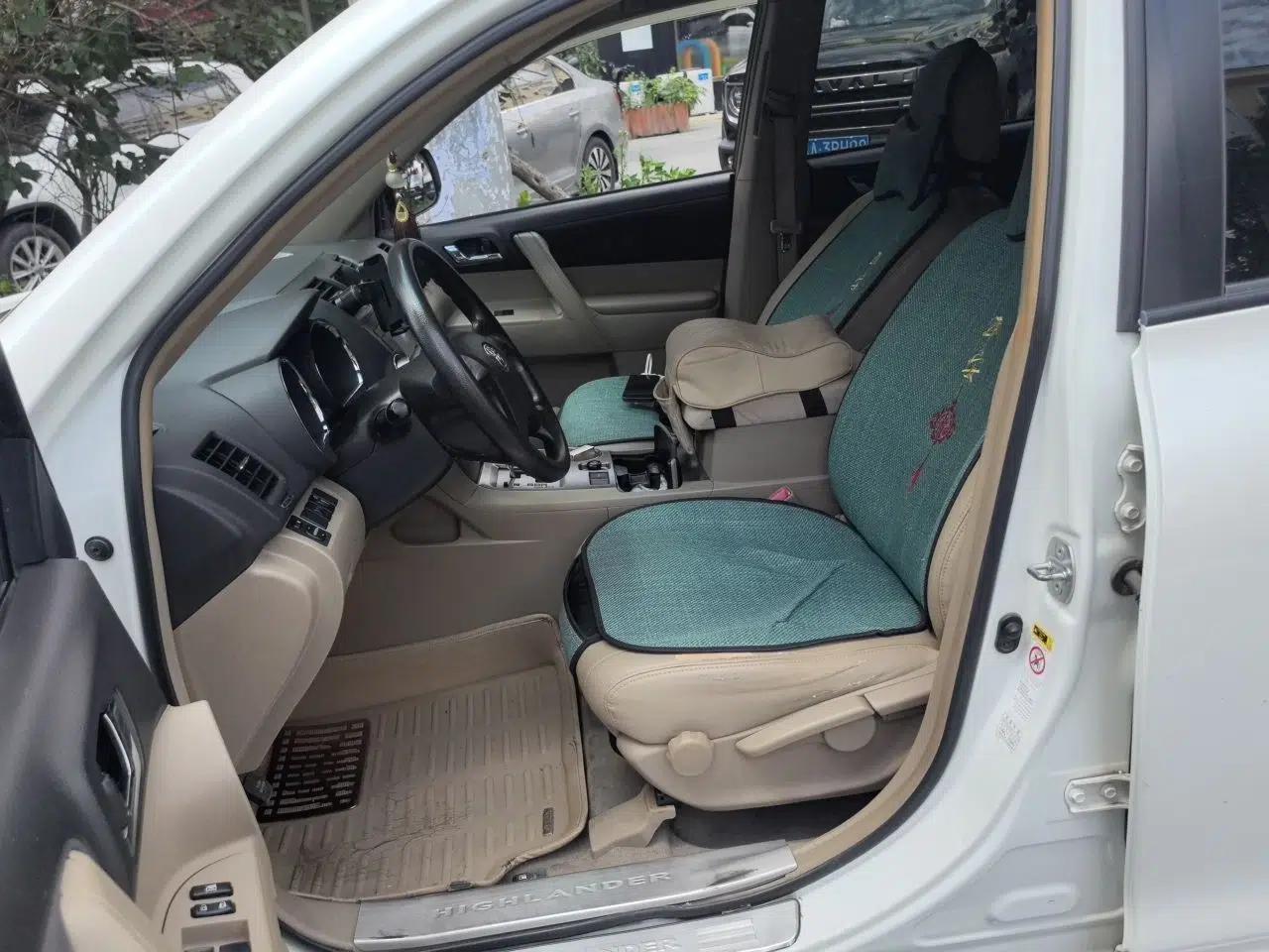 Toyota Highlander 2011 2.7L Two-Wheel Drive 5-Seater Elite Edition — миниатюра 15