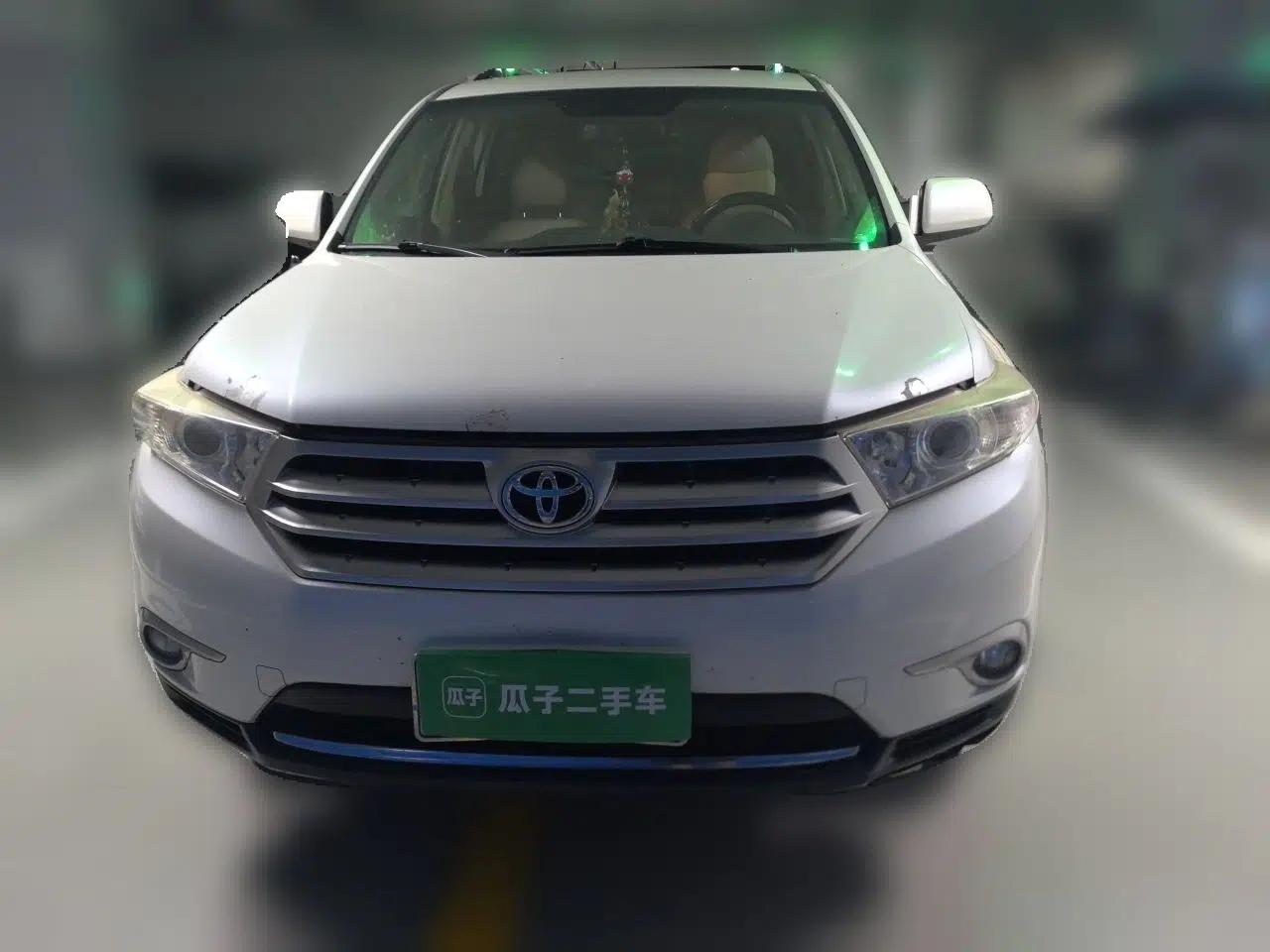 Toyota Highlander 2012 2.7L 2WD 5-Seater Elite Edition — миниатюра 2