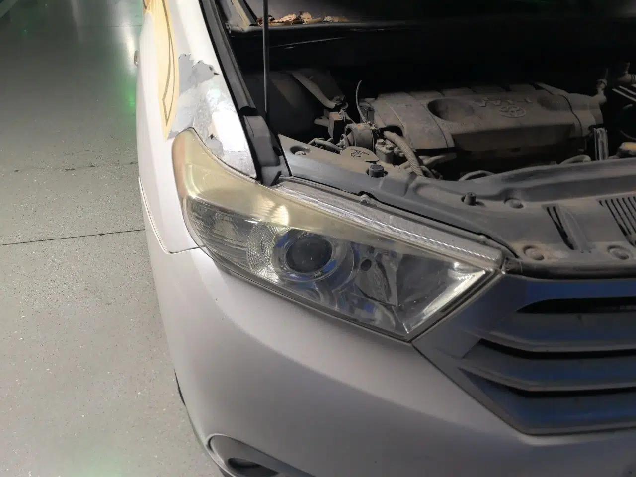 Toyota Highlander 2012 2.7L 2WD 5-Seater Elite Edition — миниатюра 7