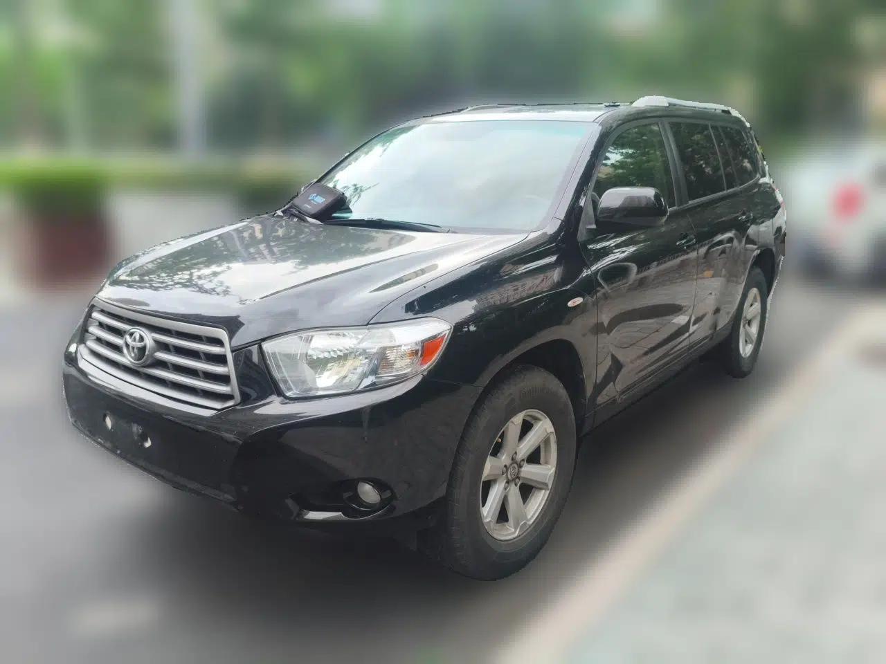 Toyota Highlander 2011 2.7L Two-Wheel Drive 5-Seater Elite Edition — миниатюра 1