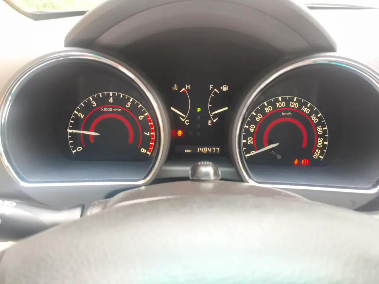 Toyota Highlander 2011 2.7L Two-Wheel Drive 5-Seater Elite Edition — миниатюра 11