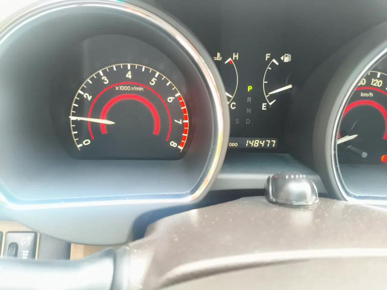 Toyota Highlander 2011 2.7L Two-Wheel Drive 5-Seater Elite Edition — миниатюра 12