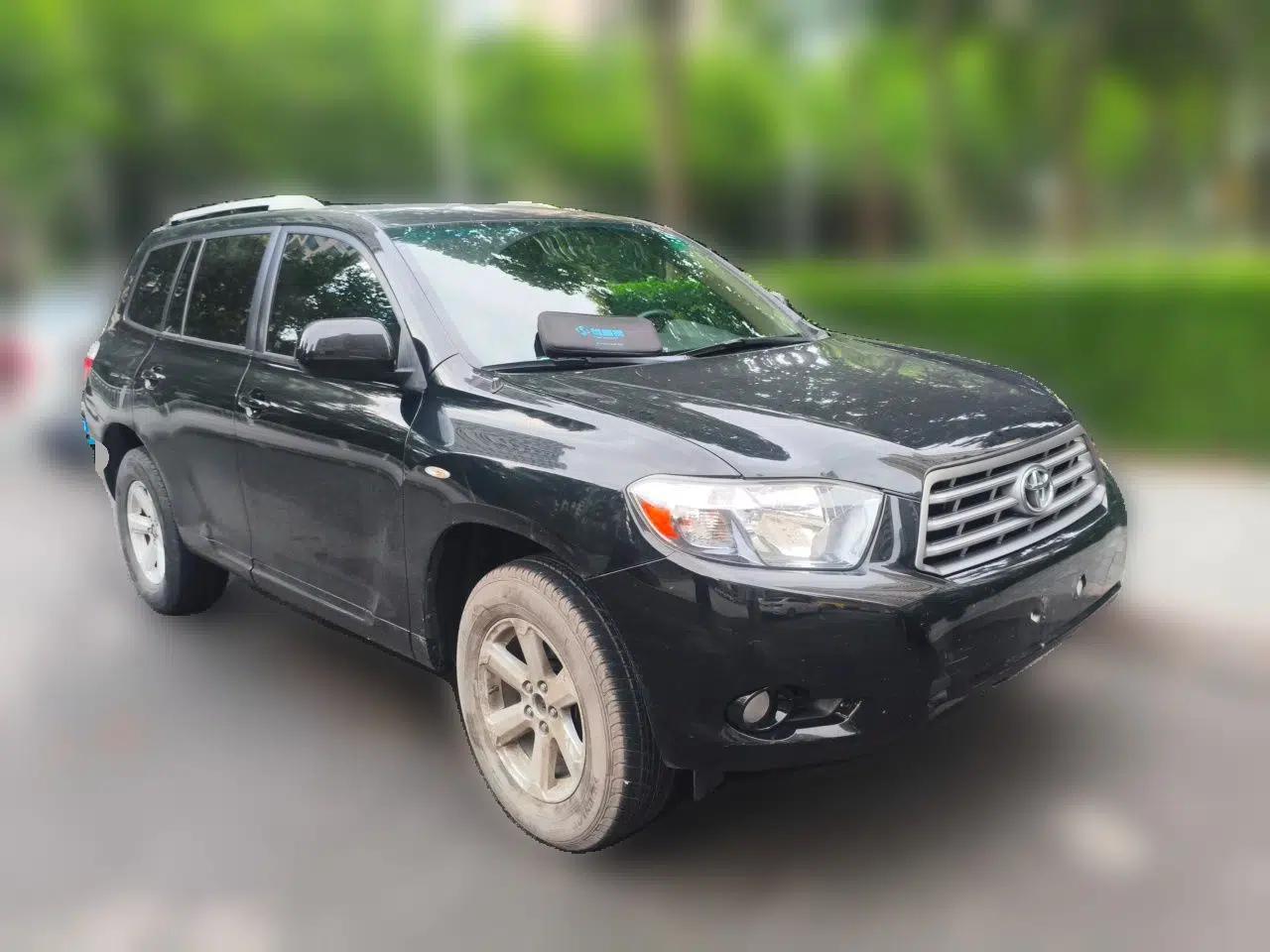Toyota Highlander 2011 2.7L Two-Wheel Drive 5-Seater Elite Edition — миниатюра 3