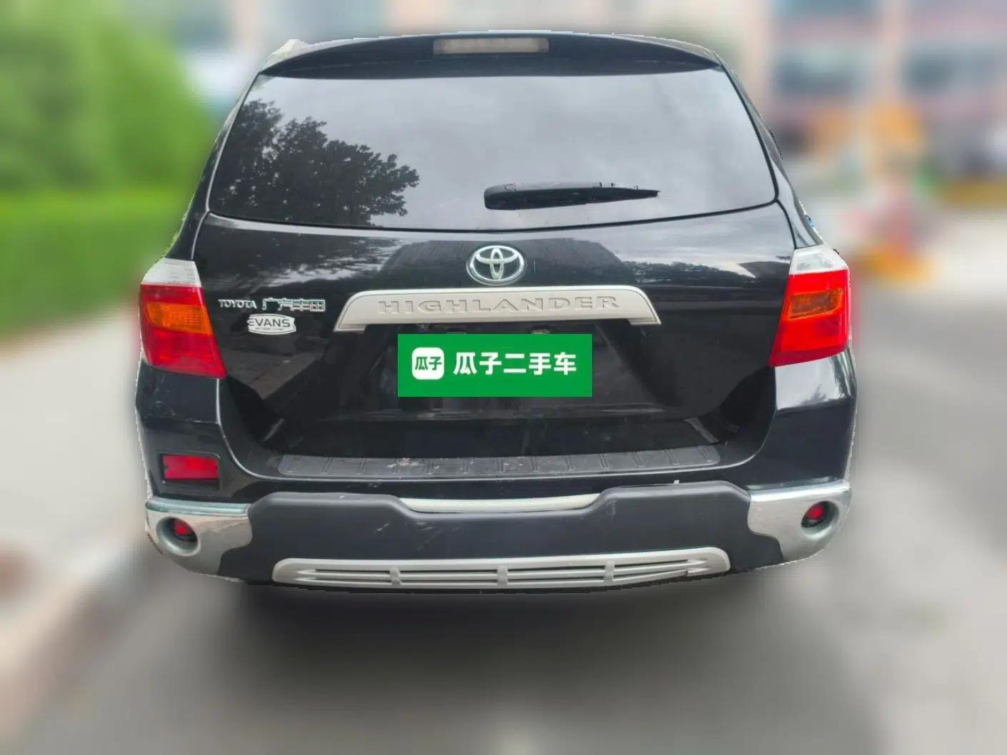 Toyota Highlander 2011 2.7L Two-Wheel Drive 5-Seater Elite Edition — миниатюра 5