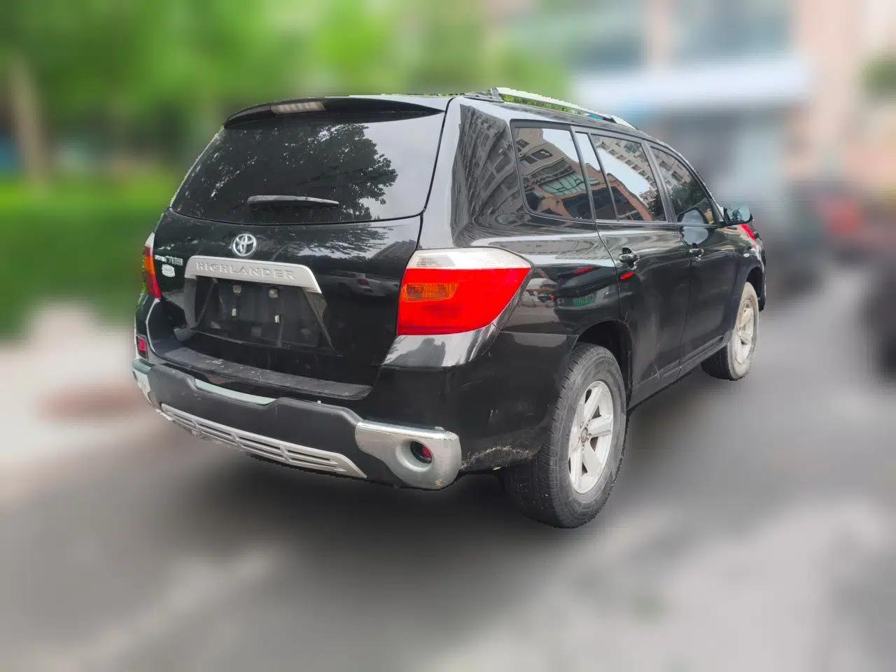 Toyota Highlander 2011 2.7L Two-Wheel Drive 5-Seater Elite Edition — миниатюра 6