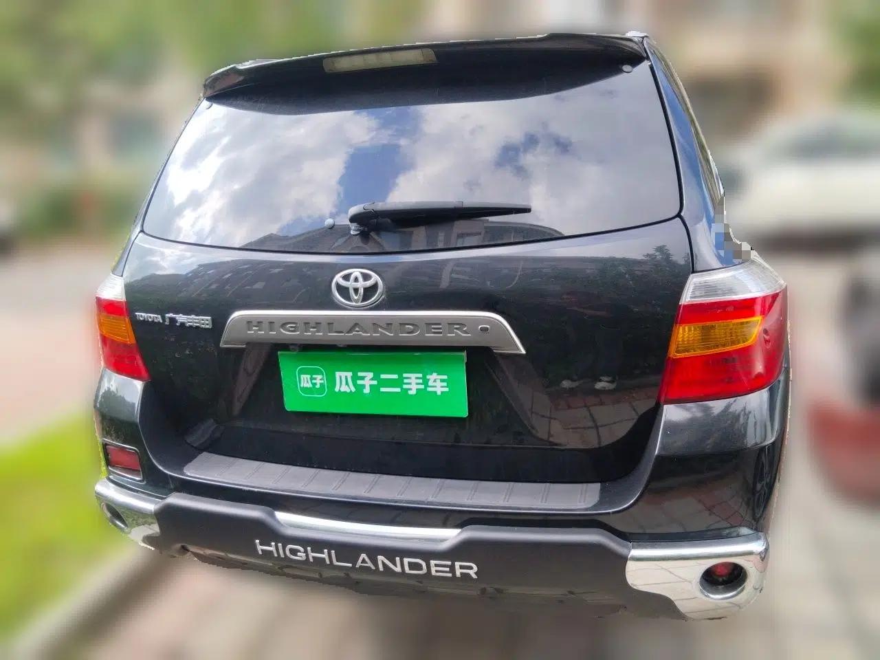 Toyota Highlander 2009 2.7L Two-Wheel Drive 7-Seater Luxury Edition — миниатюра 5
