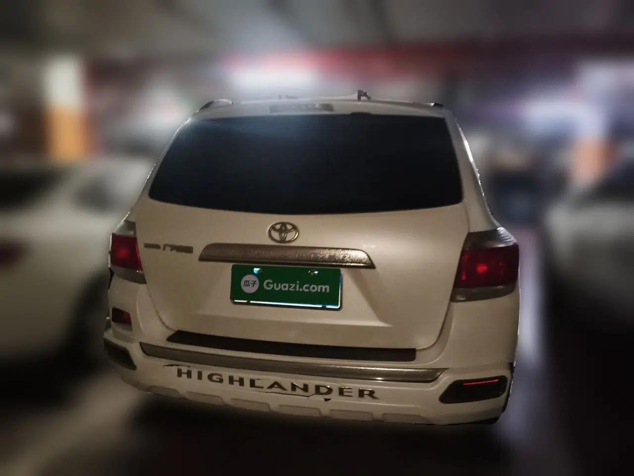 Toyota Highlander 2012 2.7L 2WD 5-Seater Elite Edition — миниатюра 5