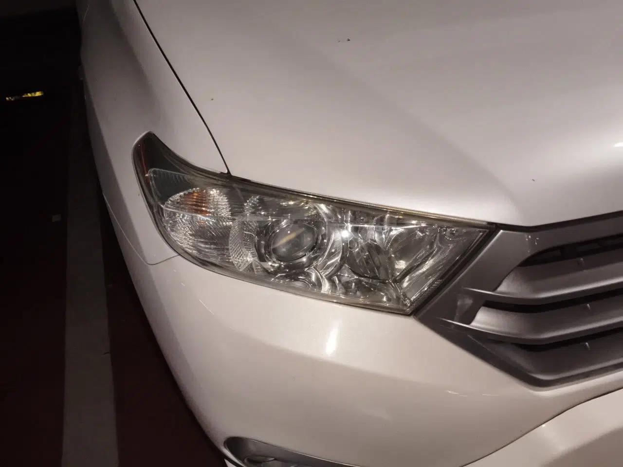 Toyota Highlander 2012 2.7L 2WD 5-Seater Elite Edition — миниатюра 7