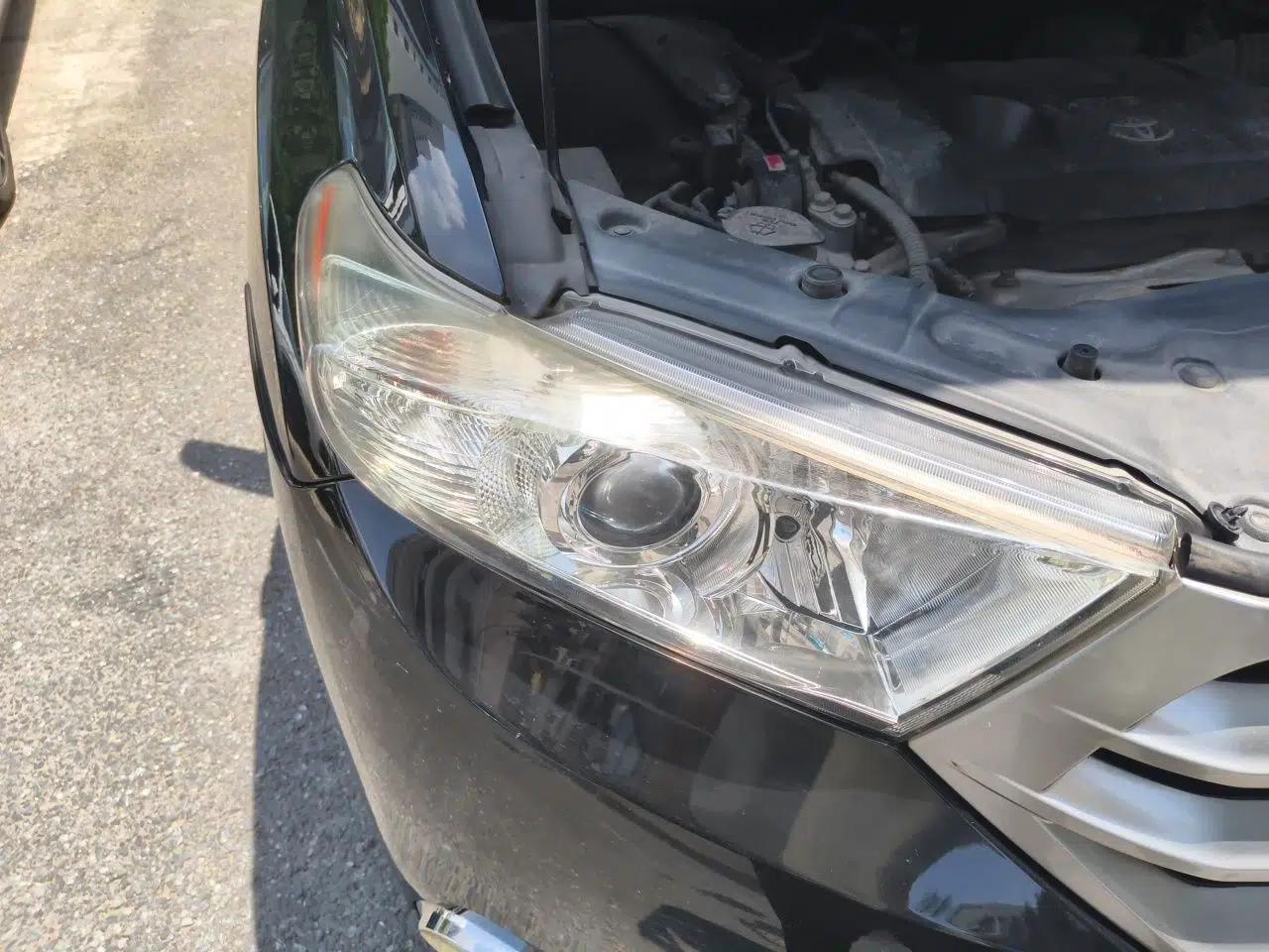 Toyota Highlander 2013 2.7L 2WD 7-Seater Explorer Edition — миниатюра 7