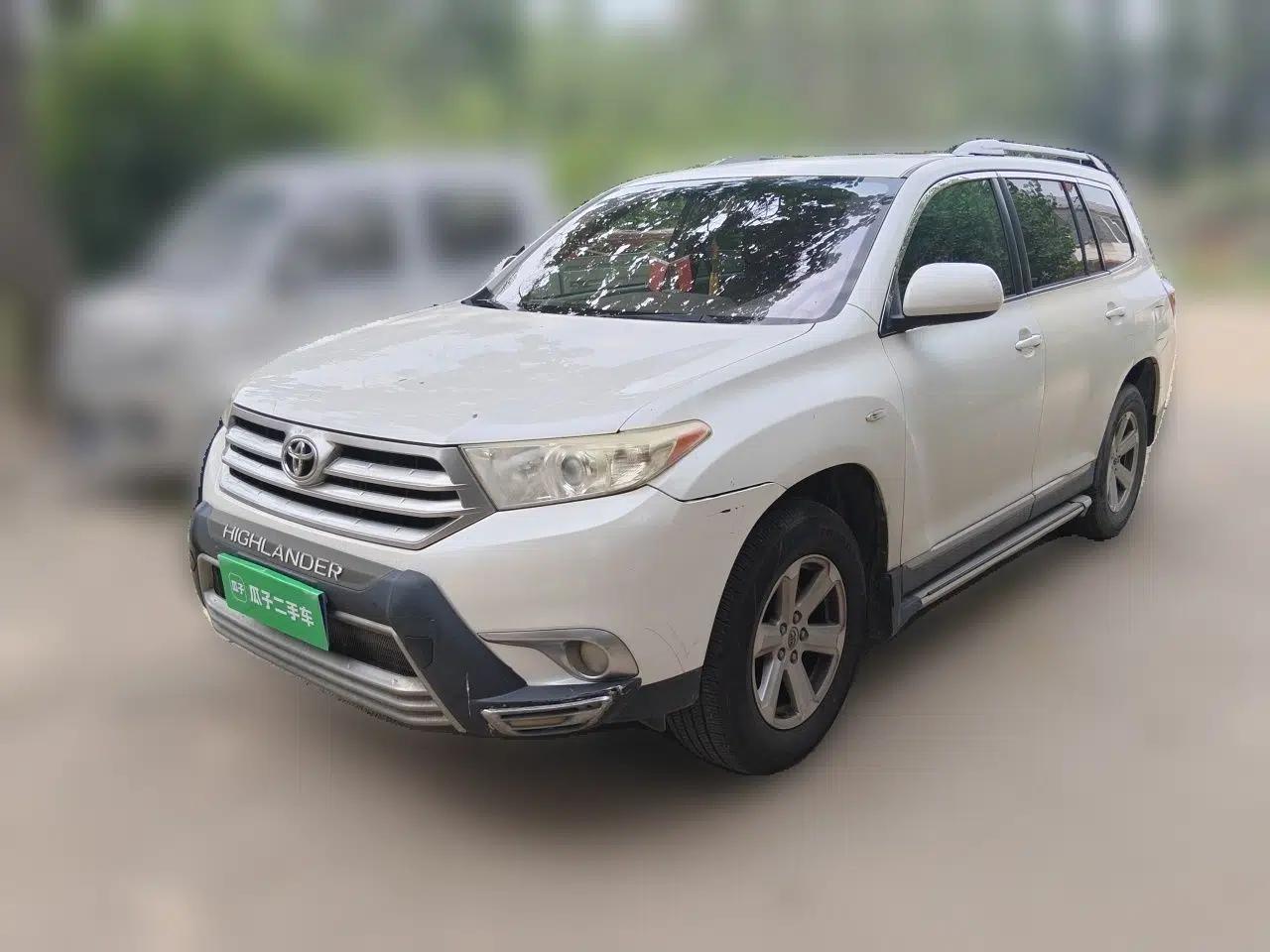 Toyota Highlander 2012 2.7L 2WD 5-Seater Elite Edition — миниатюра 1