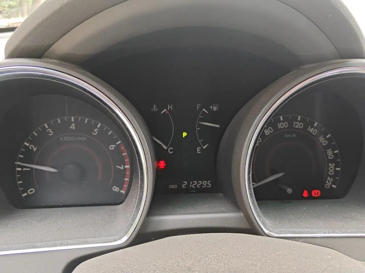 Toyota Highlander 2012 2.7L 2WD 5-Seater Elite Edition — миниатюра 11