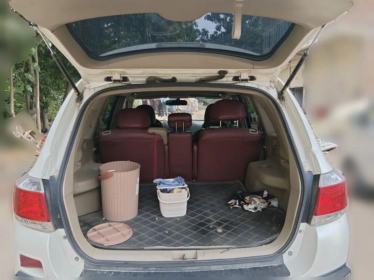Toyota Highlander 2012 2.7L 2WD 5-Seater Elite Edition — миниатюра 19