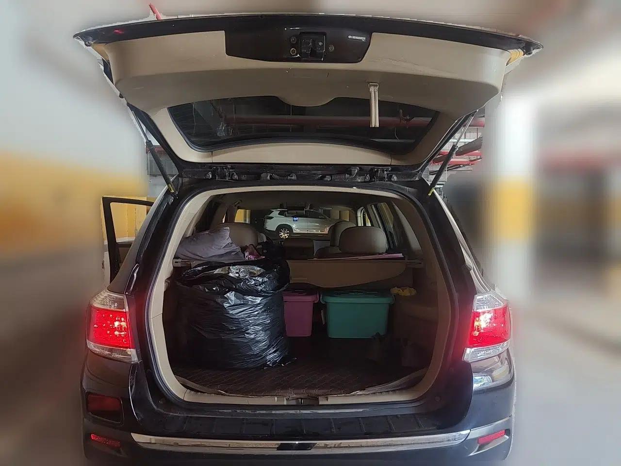 Toyota Highlander 2012 2.7L 2WD 5-Seater Elite Edition — миниатюра 19