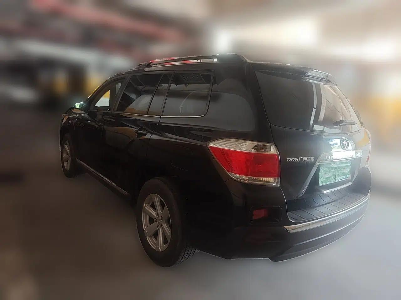 Toyota Highlander 2012 2.7L 2WD 5-Seater Elite Edition — миниатюра 4