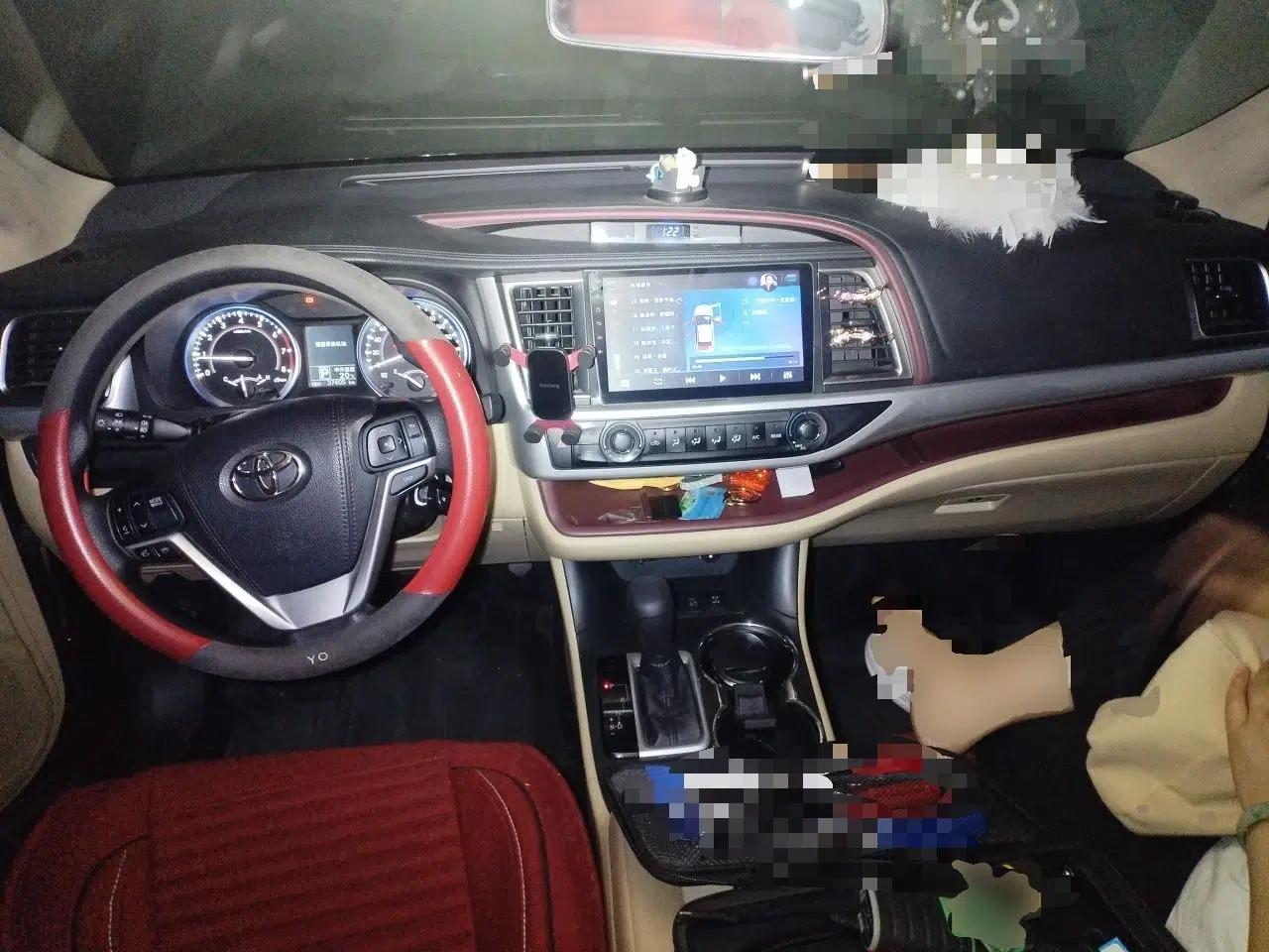 Toyota Highlander 2017 2.0T Four-Wheel Drive Elite Edition 7-Seater — миниатюра 9