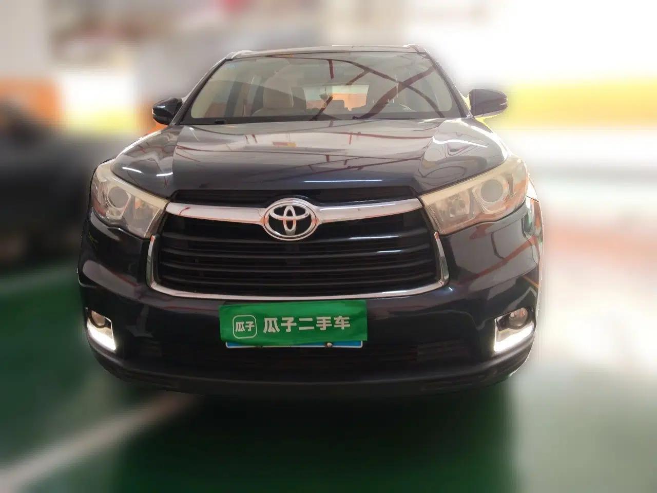 Toyota Highlander 2015 2.0T Two-Wheel Drive Luxury Edition 7 Seats — миниатюра 2