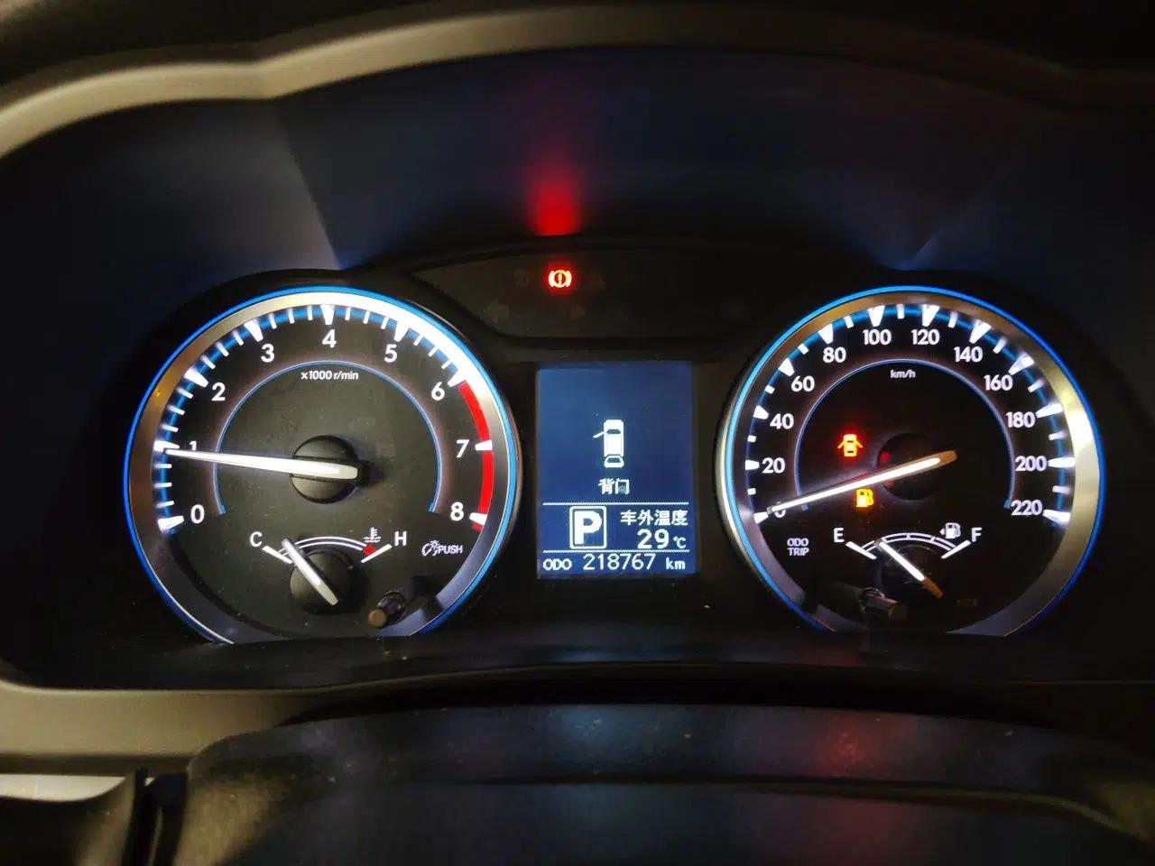 Toyota Highlander 2015 2.0T Two-Wheel Drive Luxury Edition 7 Seats — миниатюра 11