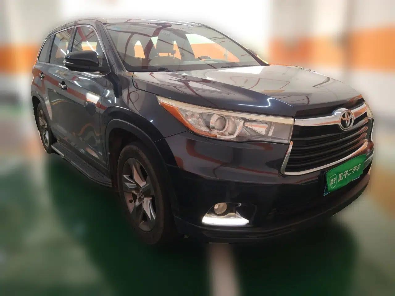 Toyota Highlander 2015 2.0T Two-Wheel Drive Luxury Edition 7 Seats — миниатюра 3