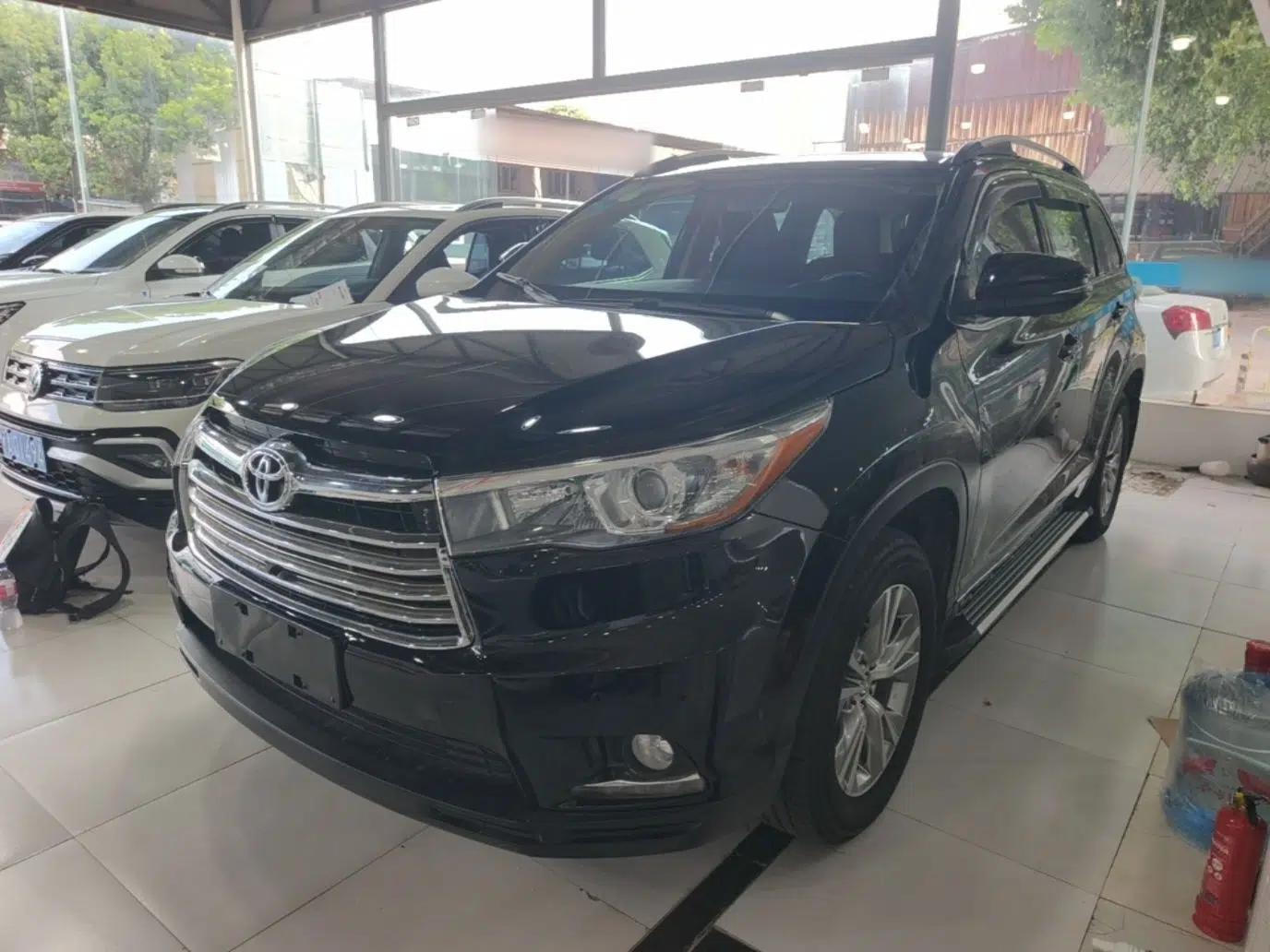 Toyota Highlander 2017 2.0T Two-Wheel Drive Elite Edition 5 Seats — миниатюра 1