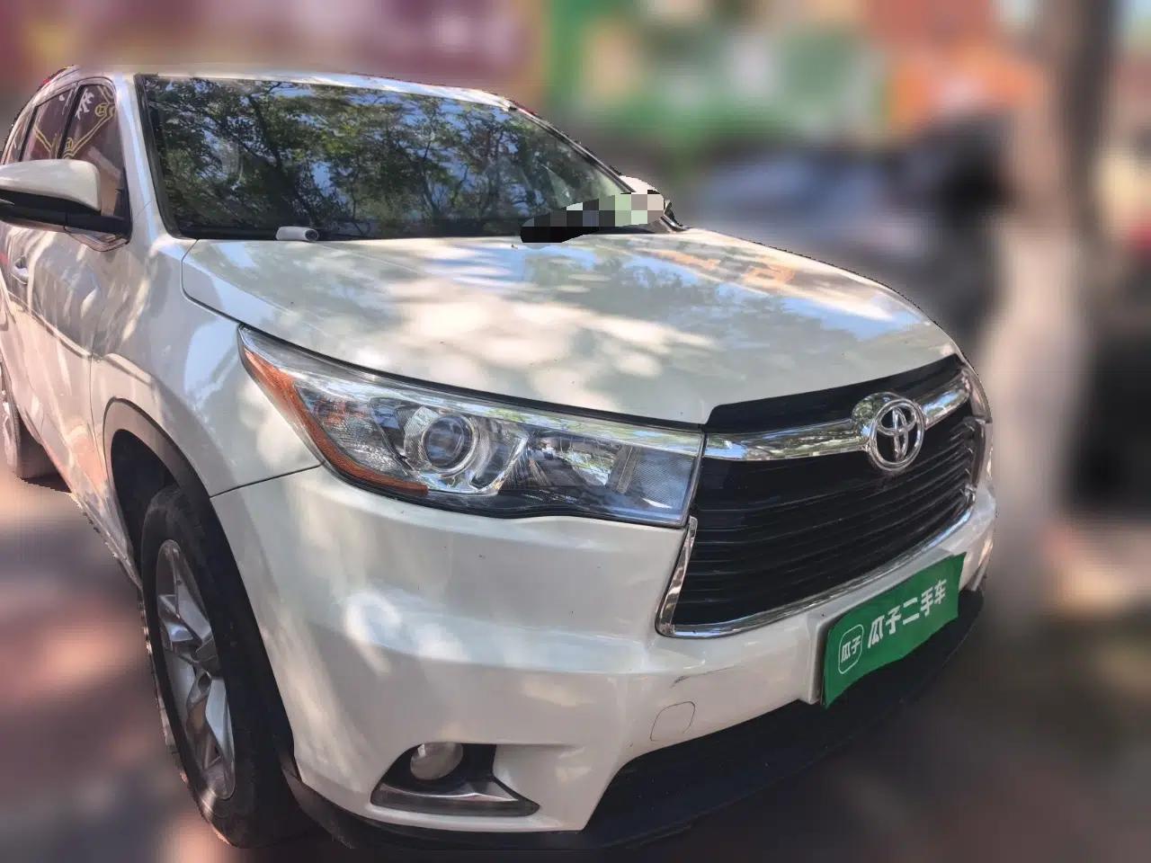 Toyota Highlander 2015 2.0T Four-Wheel Drive Luxury Edition 7-Seater — миниатюра 3