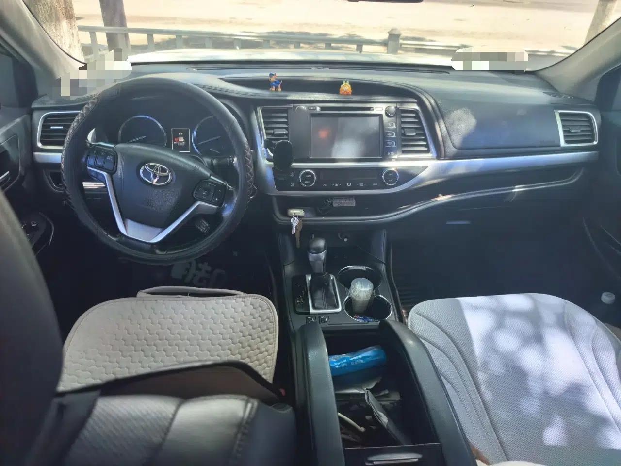 Toyota Highlander 2015 2.0T Four-Wheel Drive Luxury Edition 7-Seater — миниатюра 9