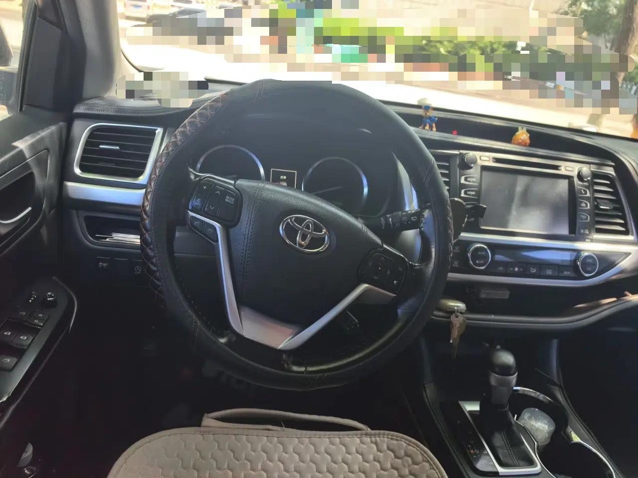 Toyota Highlander 2015 2.0T Four-Wheel Drive Luxury Edition 7-Seater — миниатюра 10