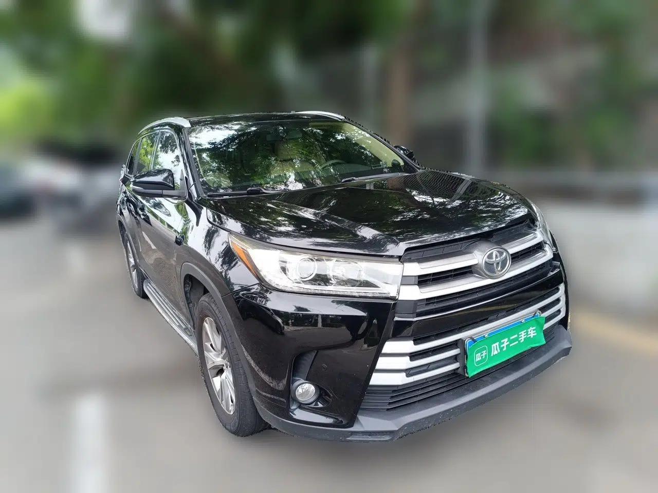 Toyota Highlander 2018 2.0T Two-Wheel Drive Elite Edition 7 Seats Emission Standard China V — миниатюра 3