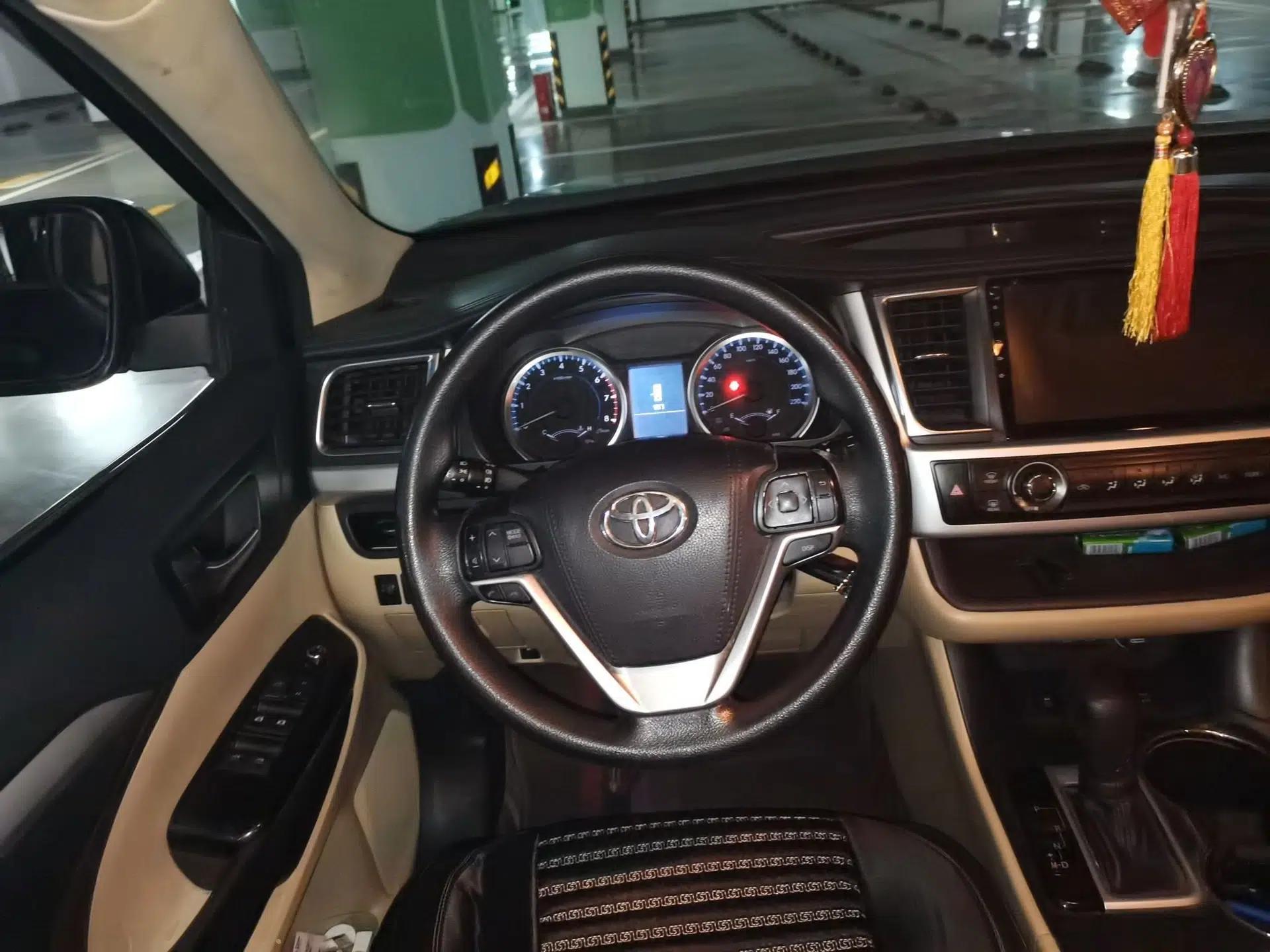 Toyota Highlander 2018 2.0T Four-Wheel Drive Elite Edition 7 Seats China V Standard — миниатюра 10